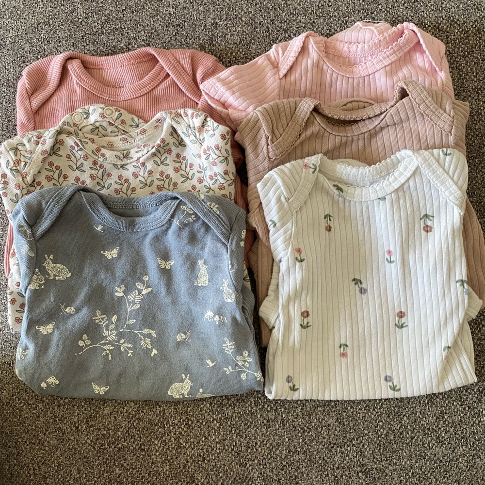 Floral and Solid Kids Tops Set